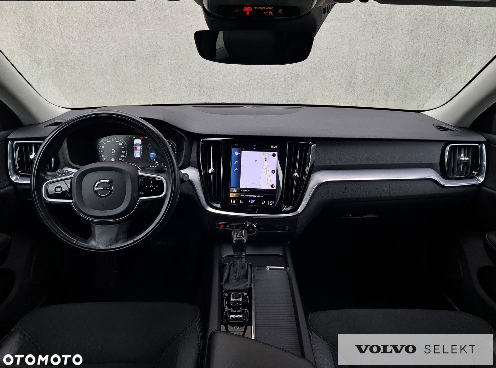Volvo V60 Cross Country - 13