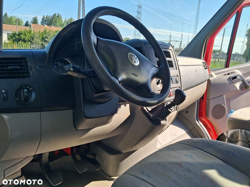 Volkswagen CRAFTER - 9
