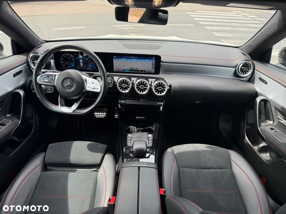 Mercedes-Benz CLA 180 d 8G-DCT AMG Line Advanced Plus - 8