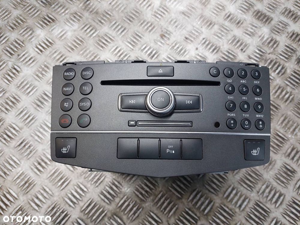 RADIO ODTWARZACZ MERCEDES-BENZ W204 C KLASA 2049005903 - 1