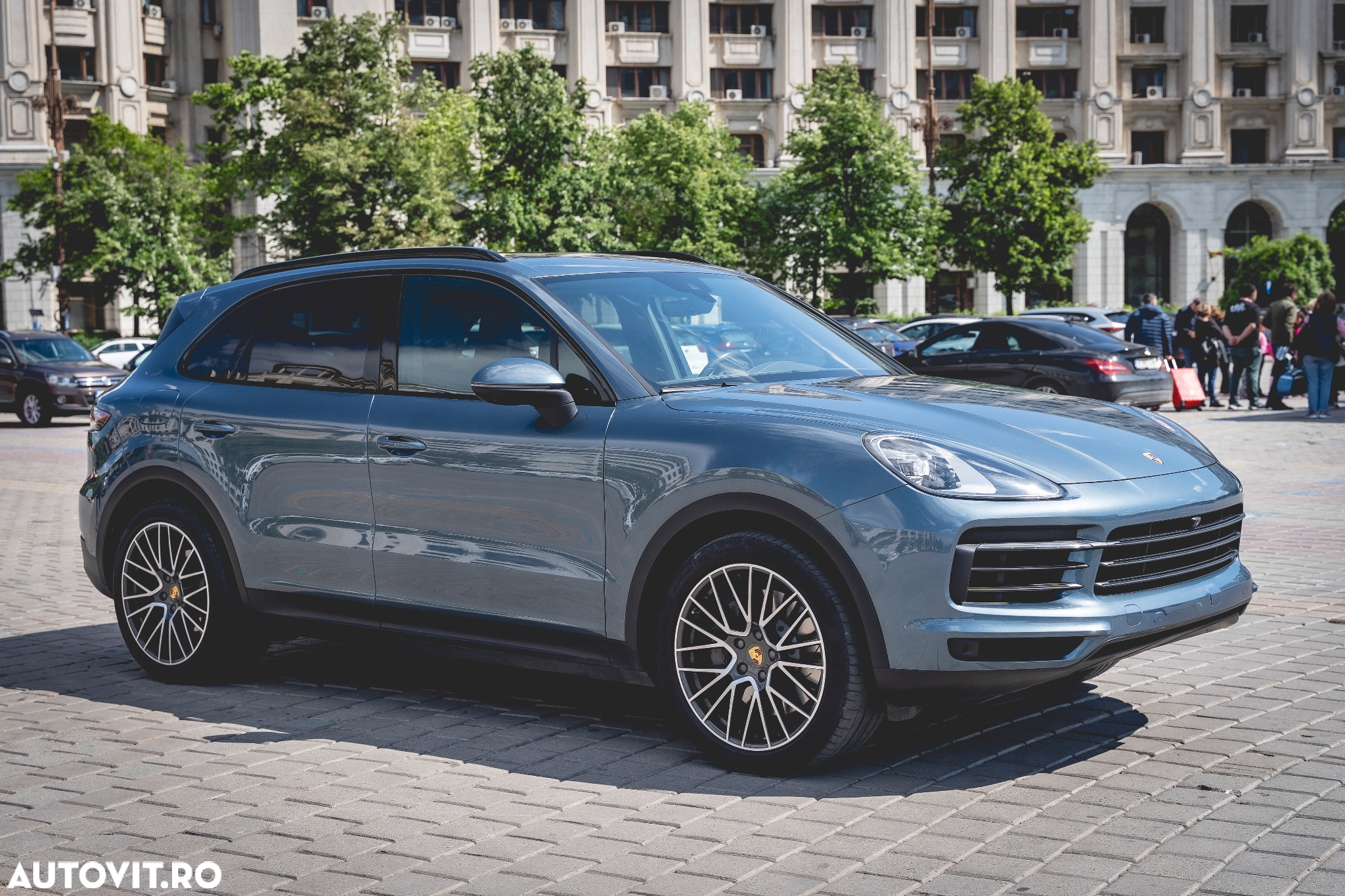 Porsche Cayenne S - 25