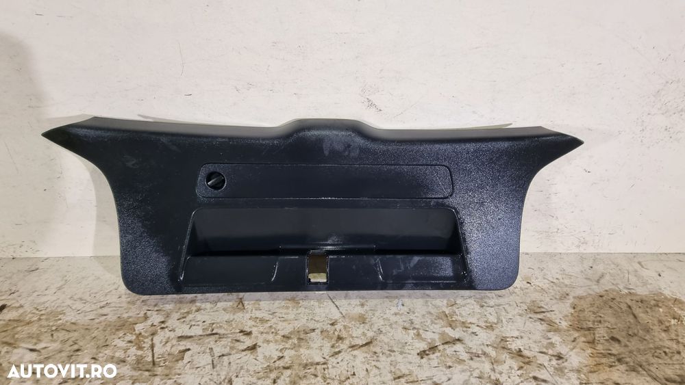 Ornament interior hayon (tapiserie) Audi Q2 , 2018, 2019, 2020, 2021, 2022, Cod origine OE 81A867979 - 1