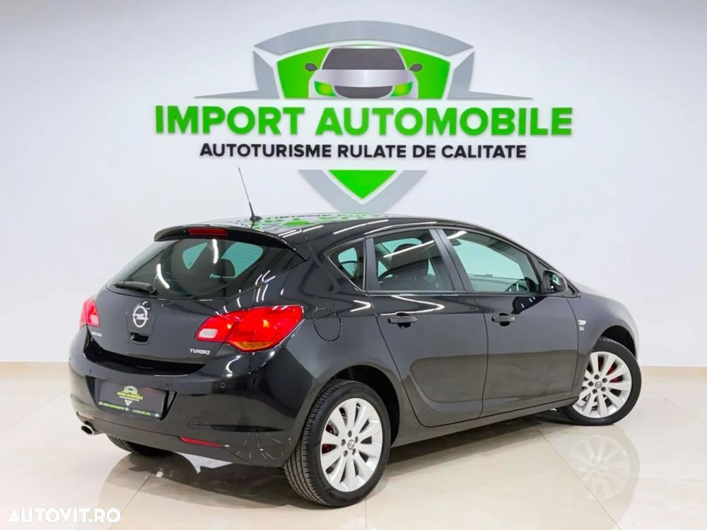 Opel Astra 1.4 Turbo - 11