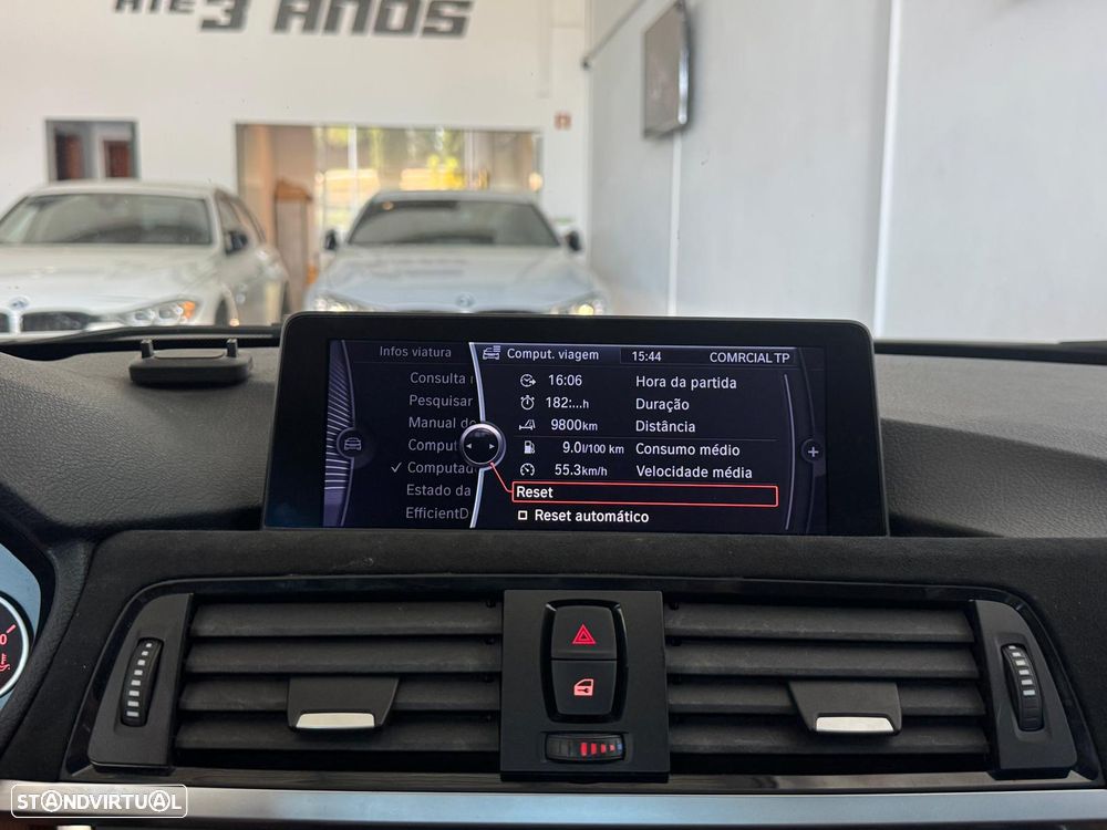 BMW 328 i Auto Pack M - 25