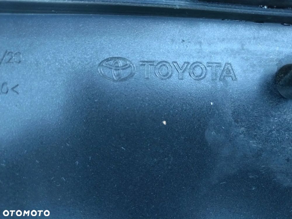 TOYOTA COROLLA E21 18- HB / KOMBI 53112-02B10 KRATKA W ZDERZAK PRZÓD NA PDC !! ORYGINAŁ!!! STAN BDB! - 13