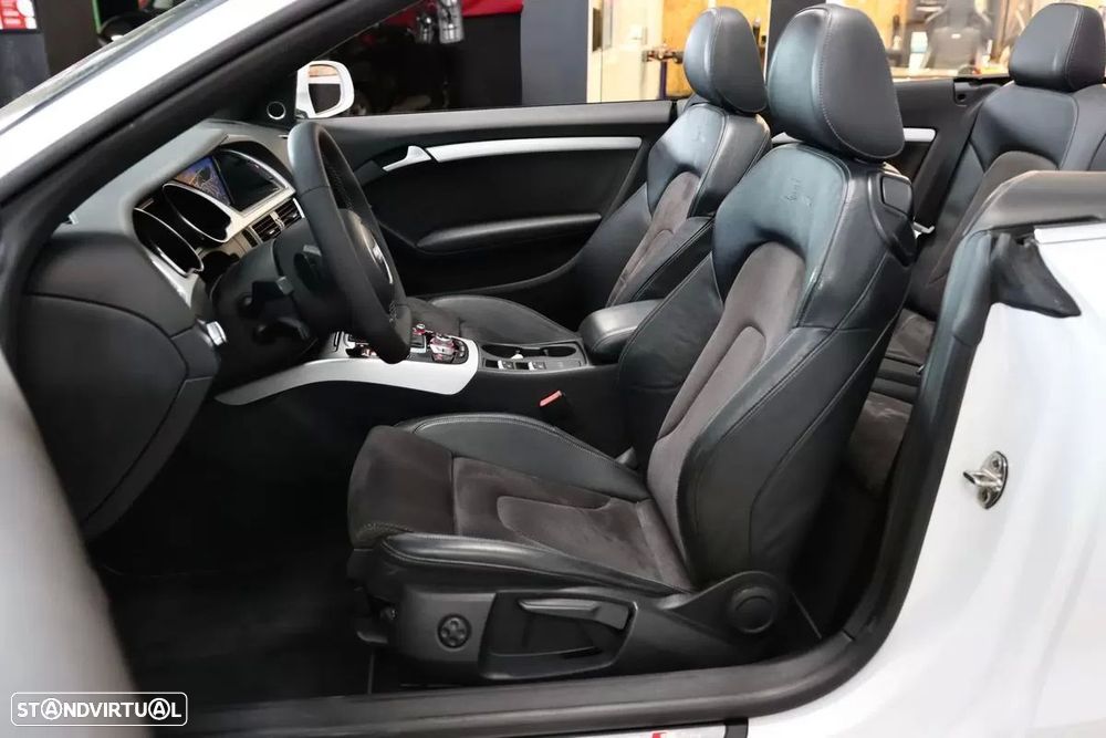 Audi A5 Cabrio 2.0 TDi S-line S tronic - 25