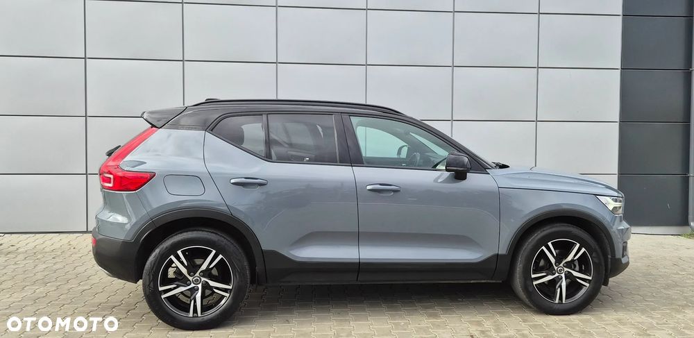 Volvo XC 40 T3 R-Design - 18