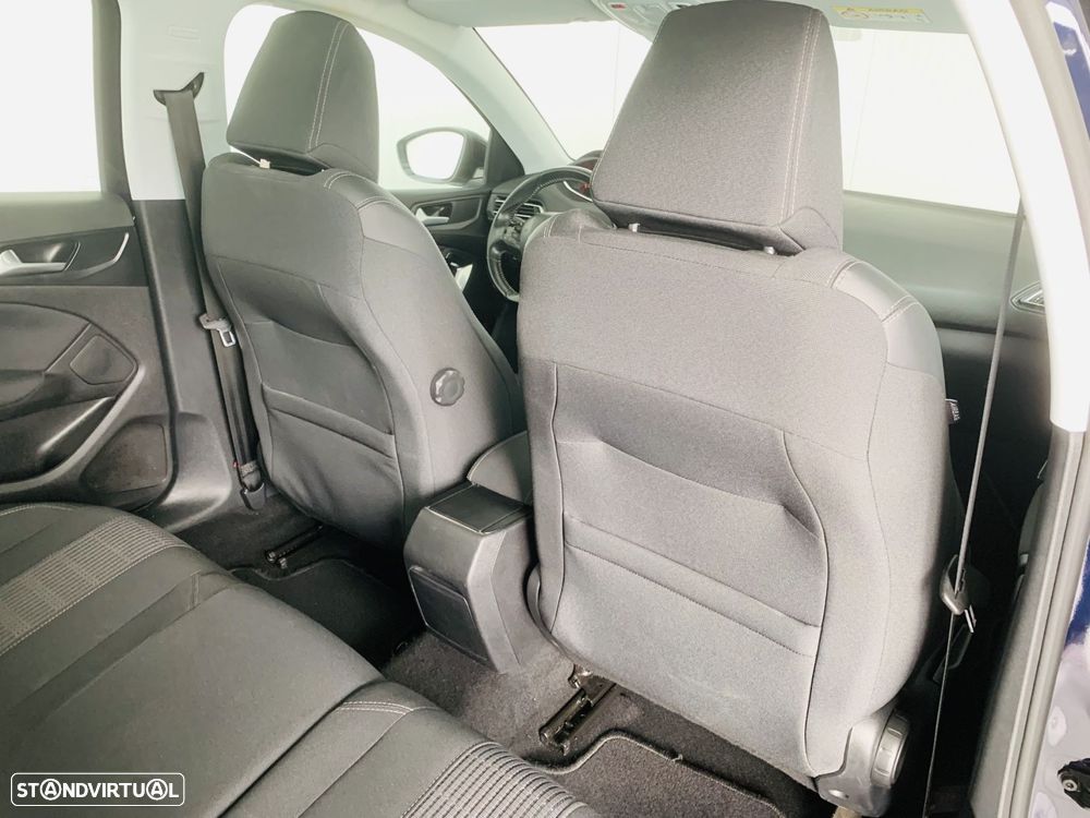 Peugeot 308 SW 1.5 BlueHDi Allure - 37