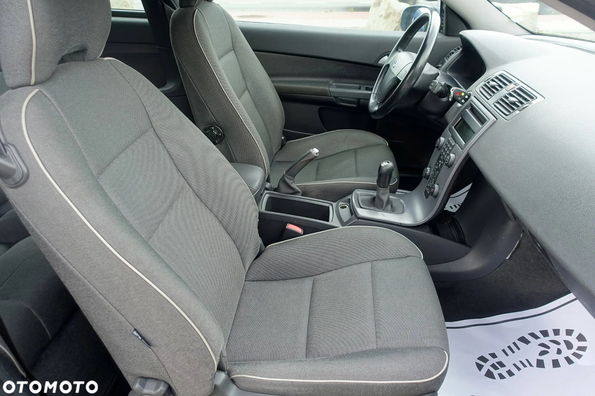 Volvo C30 1.6D - 12
