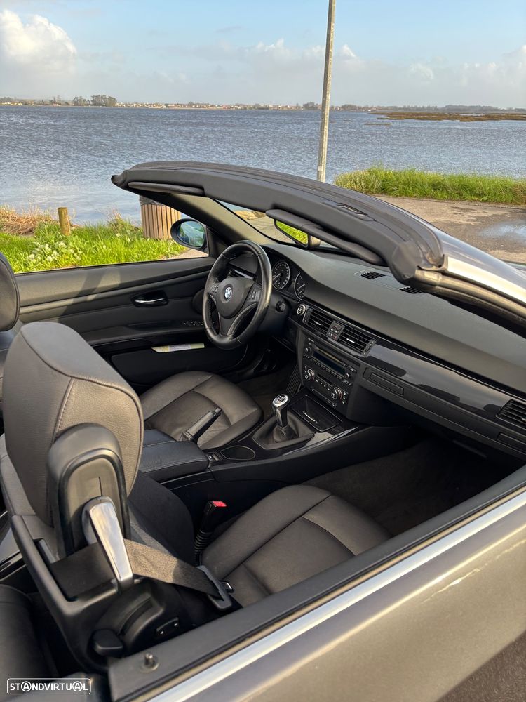 BMW 320 i Cabrio - 3