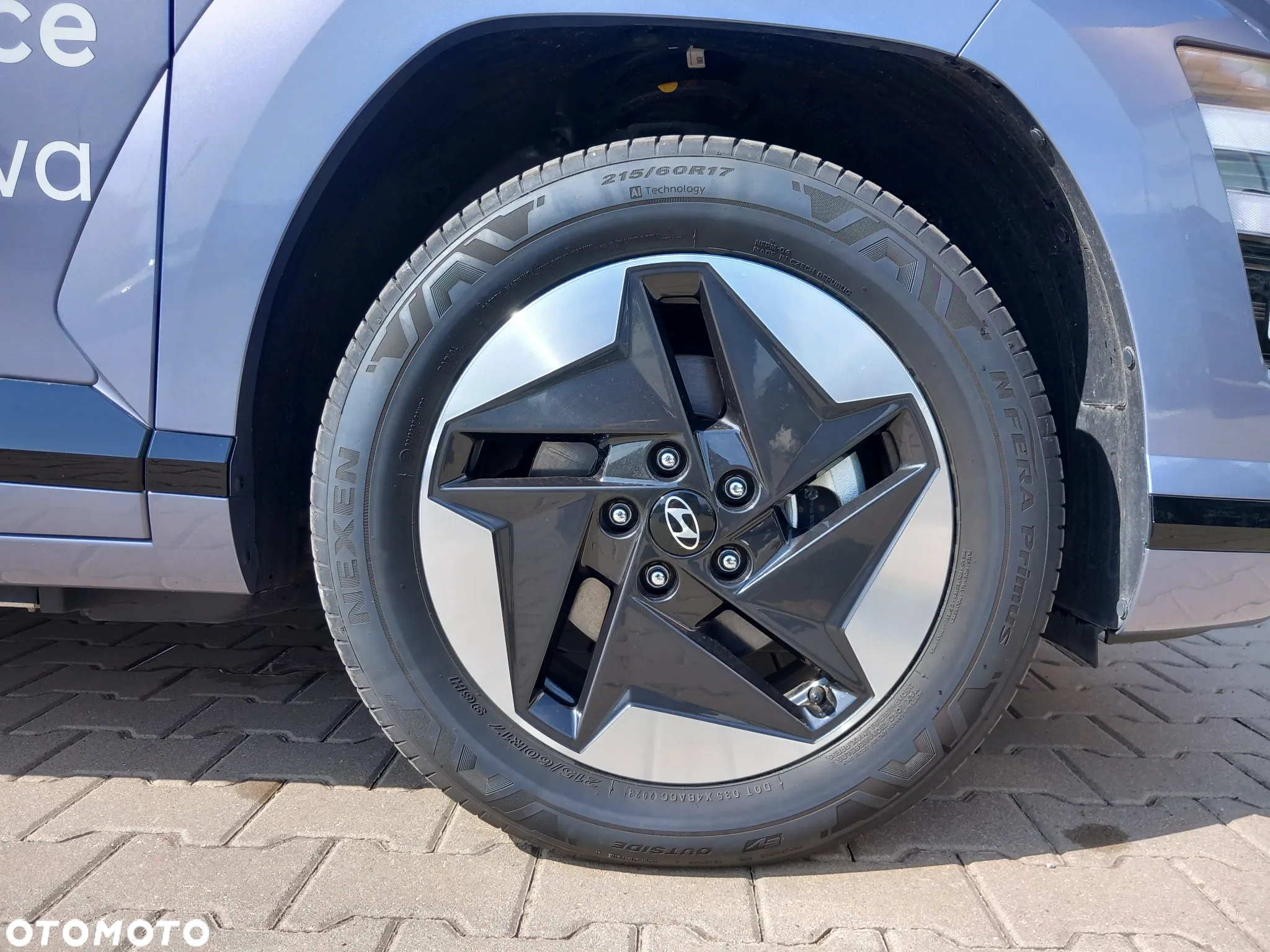 Hyundai Kona Electric 65kWh Executive - 32