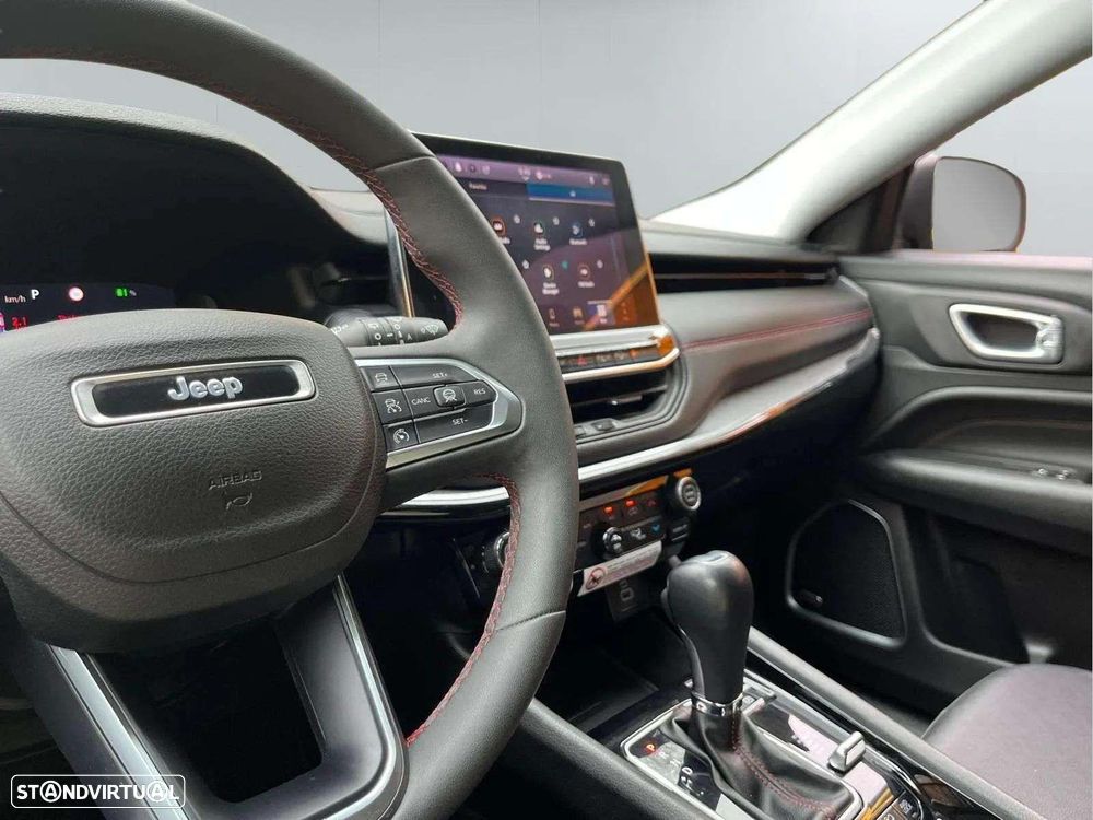 Jeep Compass - 14