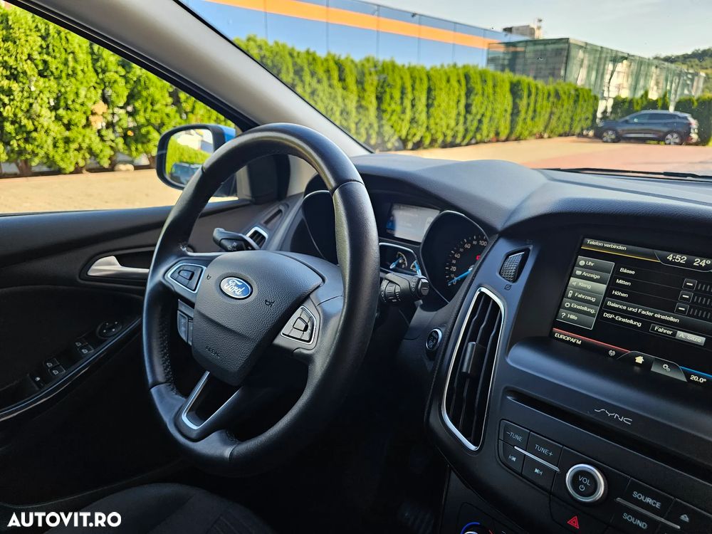 Ford Focus 1.0 EcoBoost Start-Stopp-System TITANIUM - 23