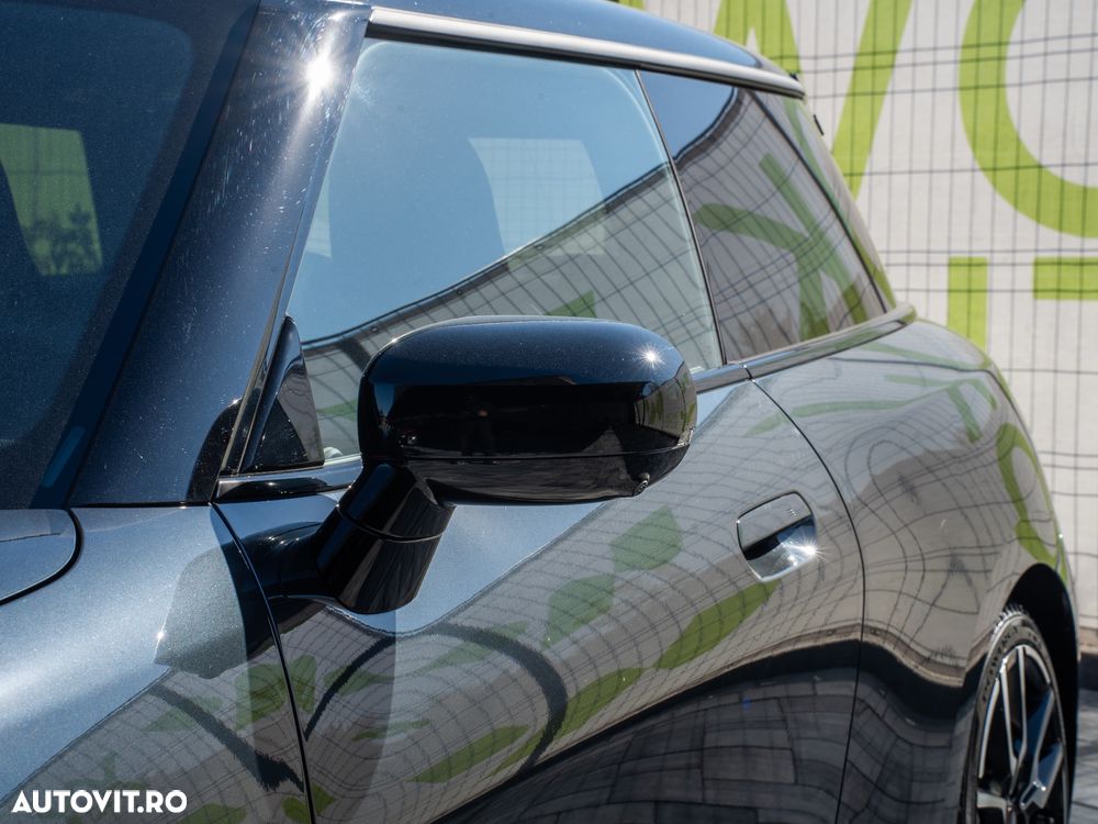 Mini Cooper E John Works Trim - 15