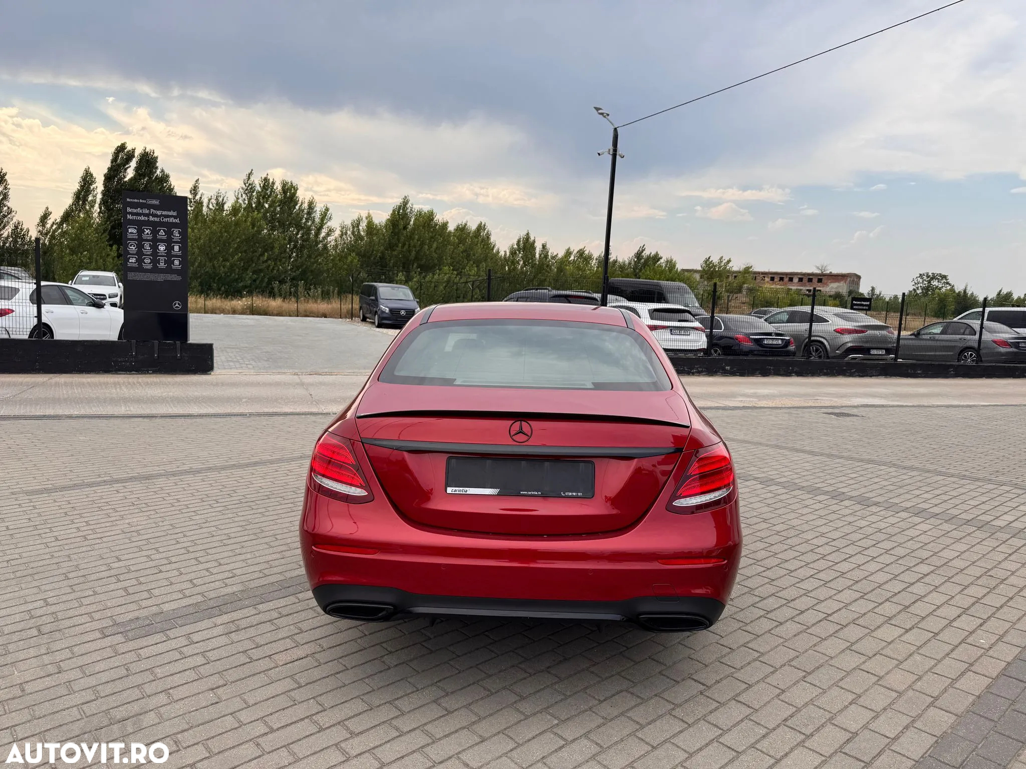 Mercedes-Benz E - 16