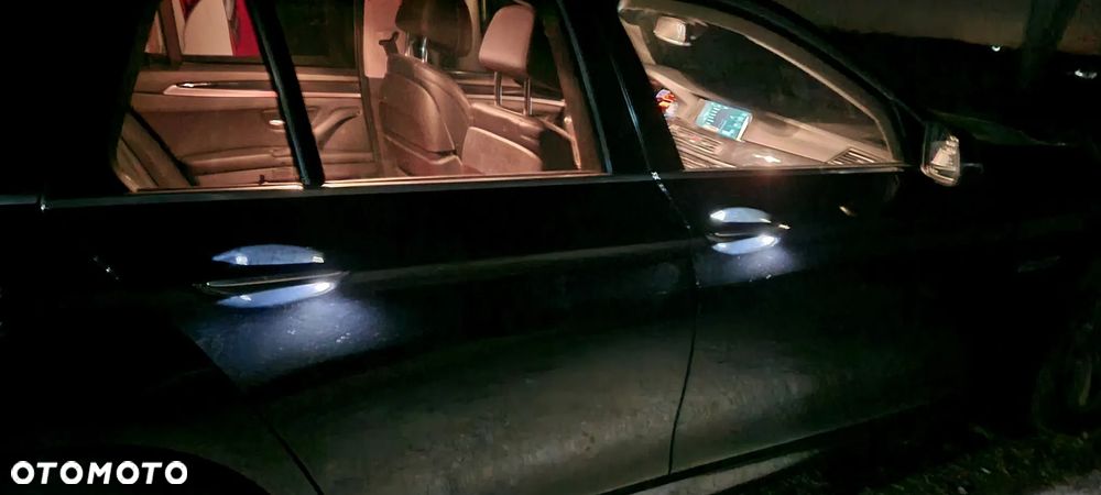 BMW Seria 5 520d xDrive Luxury Line - 27