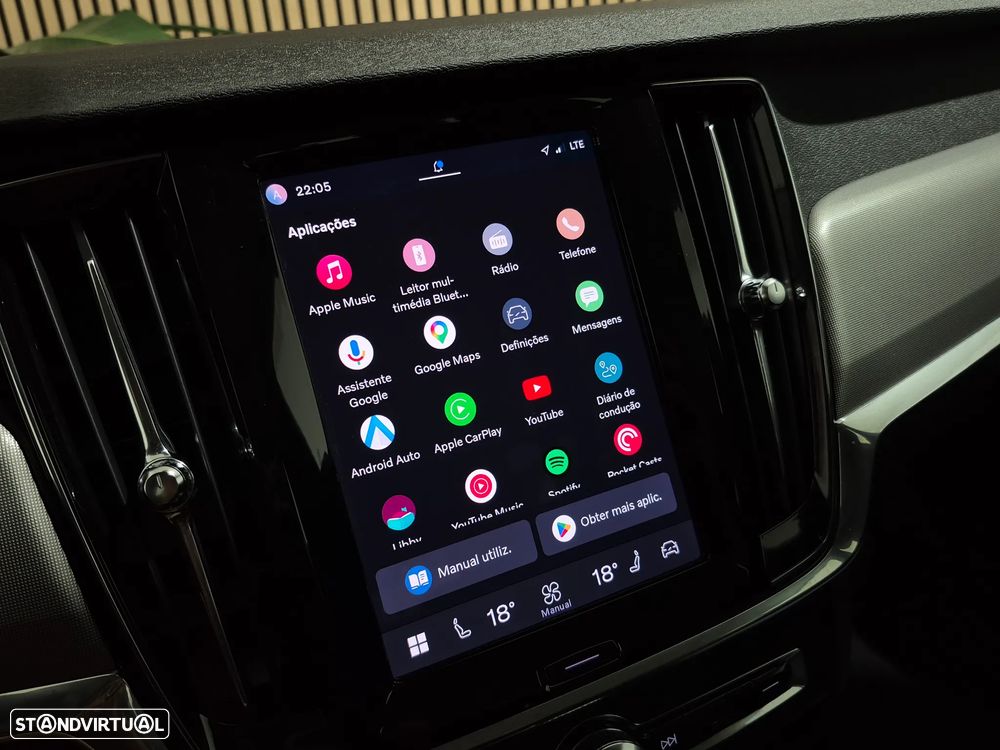 Volvo V90 Cross Country 2.0 B5 Plus AWD - 36