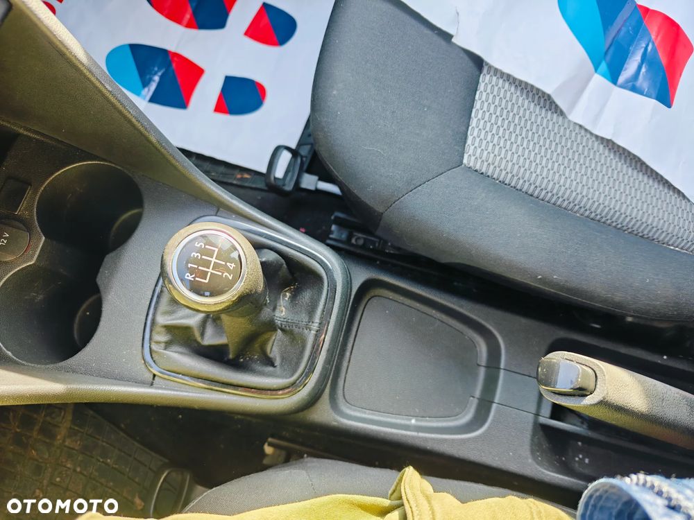 Volkswagen Polo 1.2 Comfortline - 23