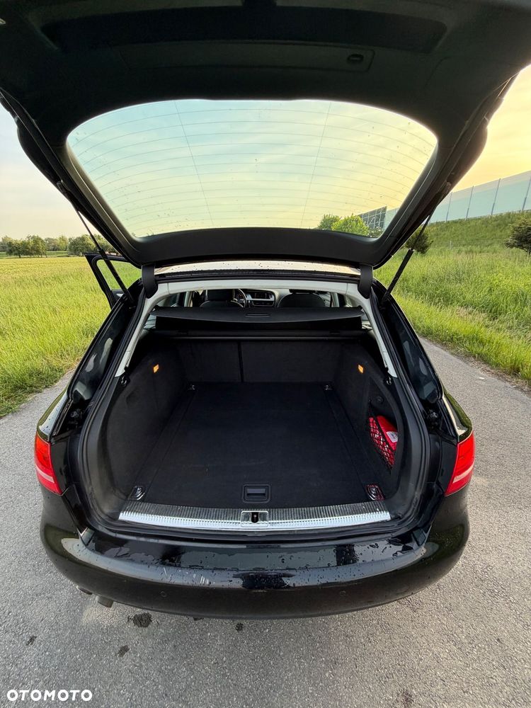 Audi A4 Avant 2.0 TDI - 9