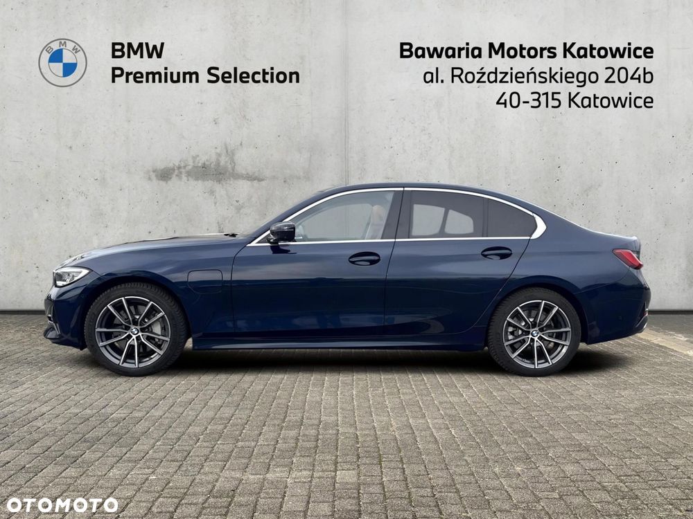 BMW Seria 3 330e Luxury Line - 3