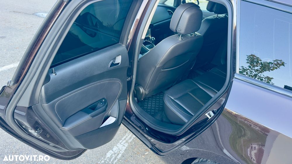 Opel Astra 2.0 CDTI Exklusiv - 5