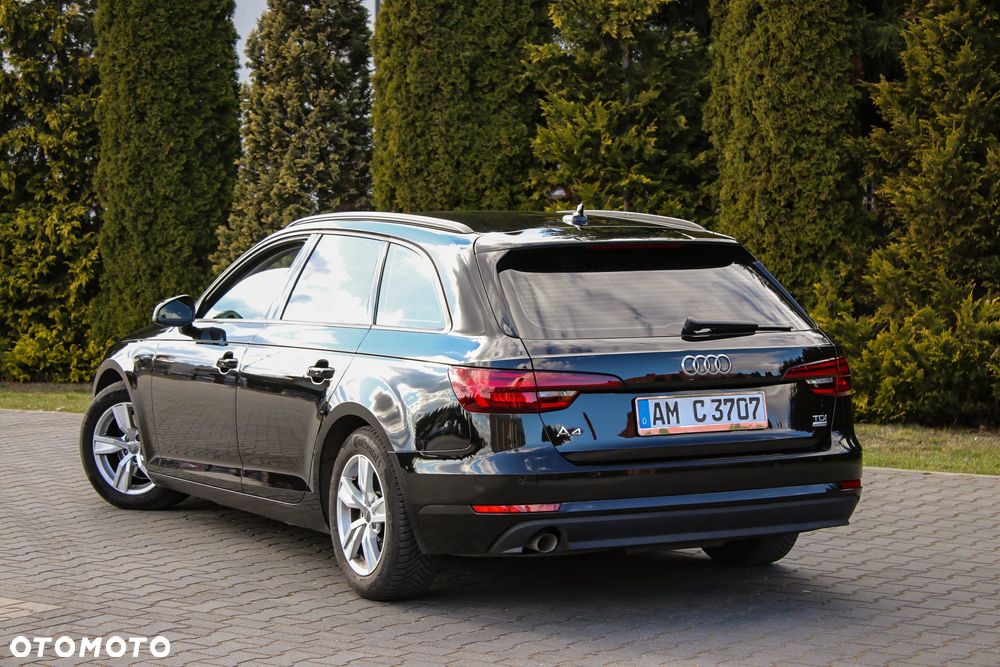 Audi A4 Avant 2.0 TDI S tronic - 18