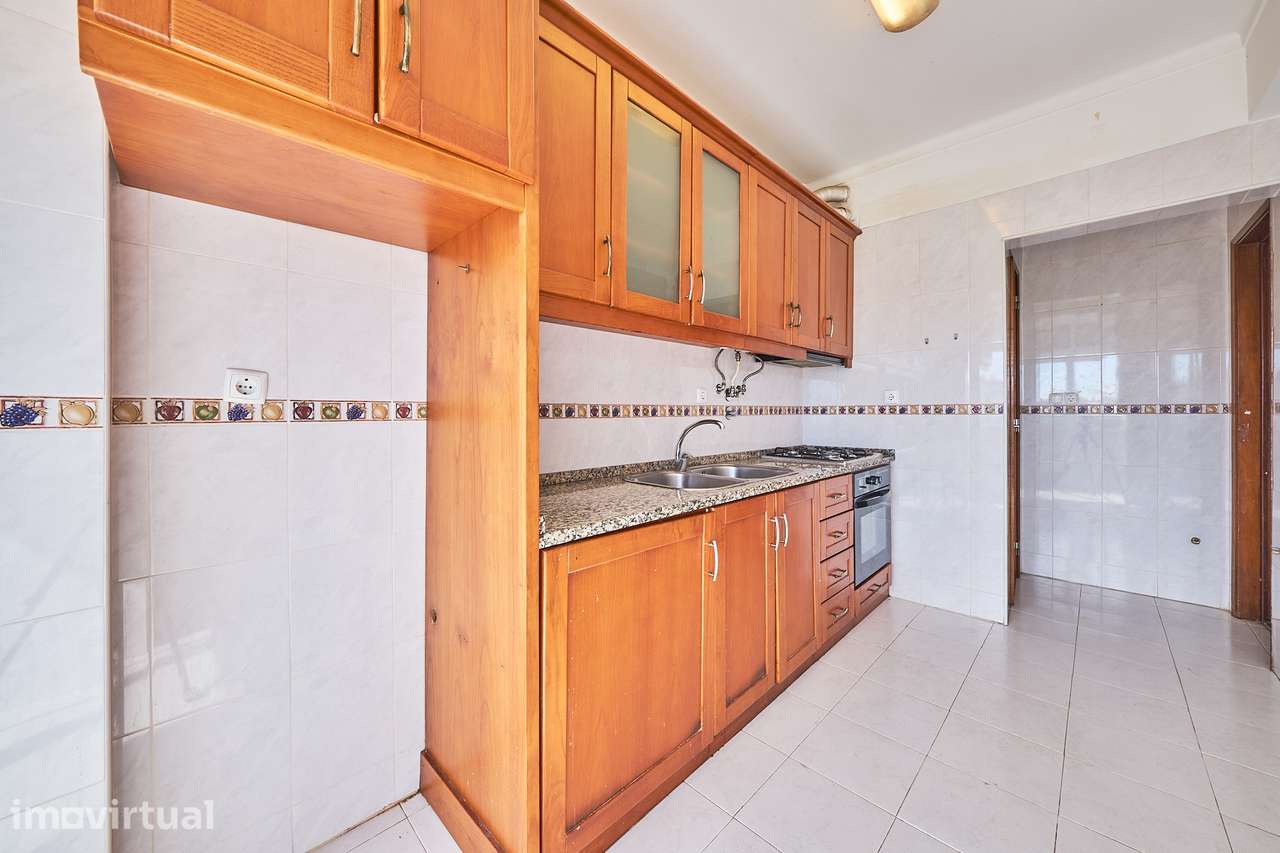 FEIJÓ - APARTAMENTO T3 COM VARANDAS - Grande imagem: 4/20