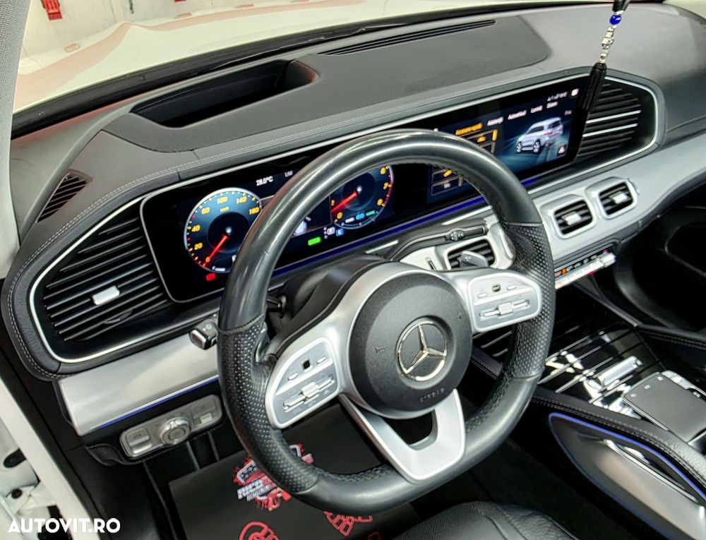 Mercedes-Benz GLS - 18