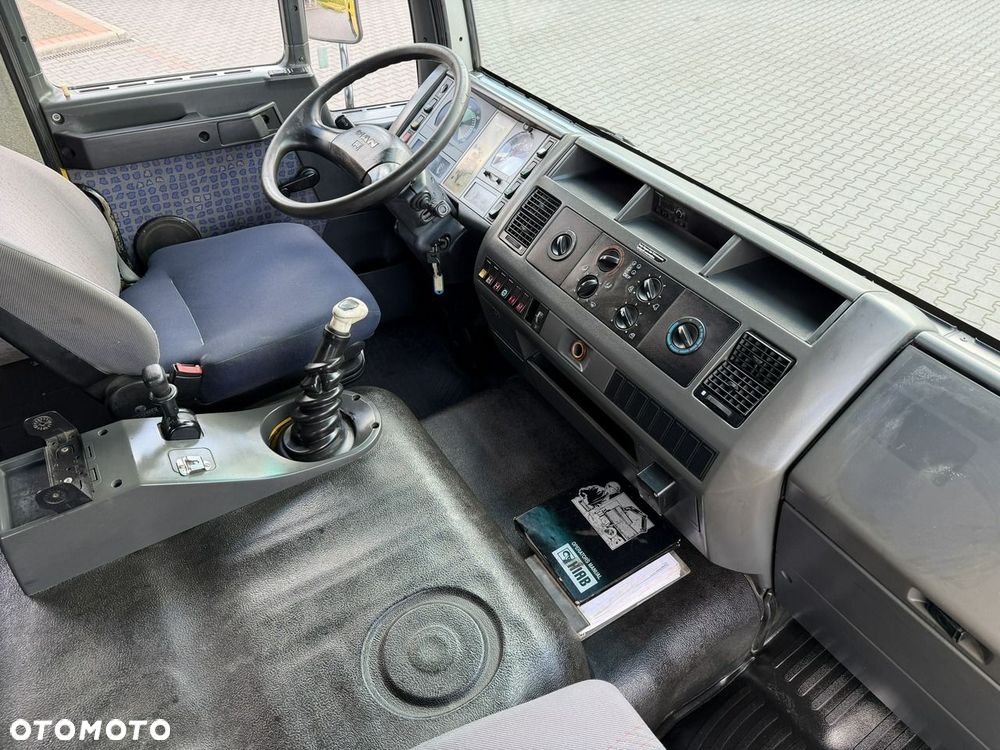 MAN LE 180C 4x4 DOKA 4.6/180KM Skrzyniowy + HDS Hiab 052-2 - 33