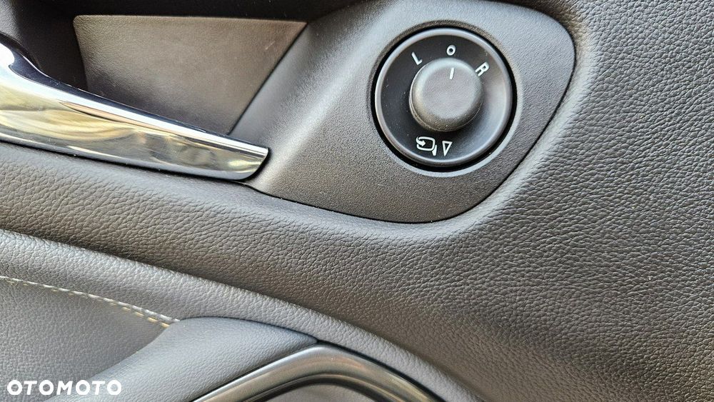 Opel Zafira Tourer 1.4 Turbo Edition - 25