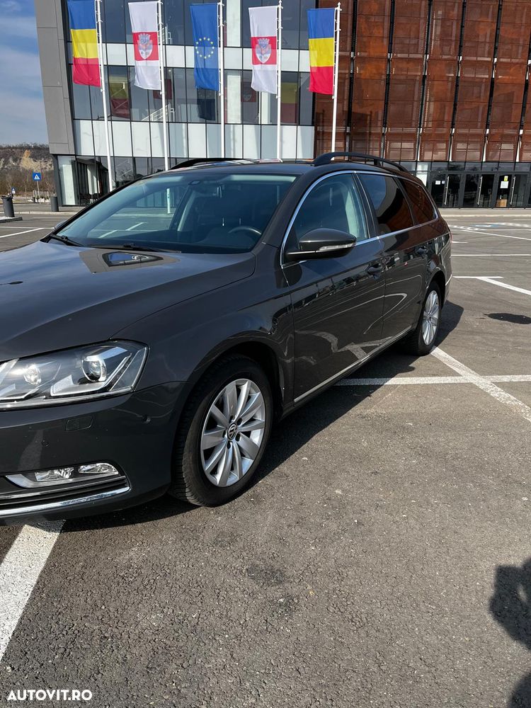Volkswagen Passat 2.0 TDI Blue TDI DSG Highline - 2
