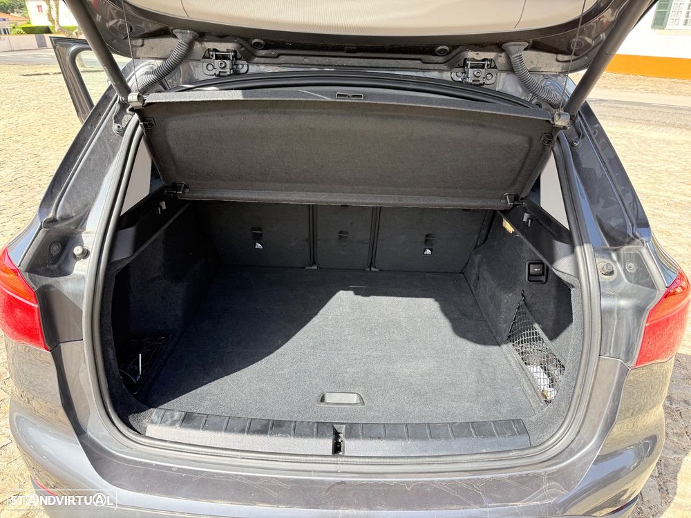 BMW X1 16 d sDrive Auto - 11