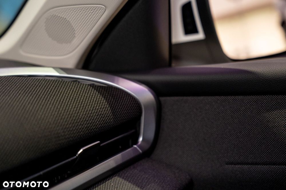 Volkswagen T-Roc - 30