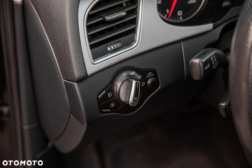 Audi A4 Allroad 2.0 TFSI Quattro S tronic - 28