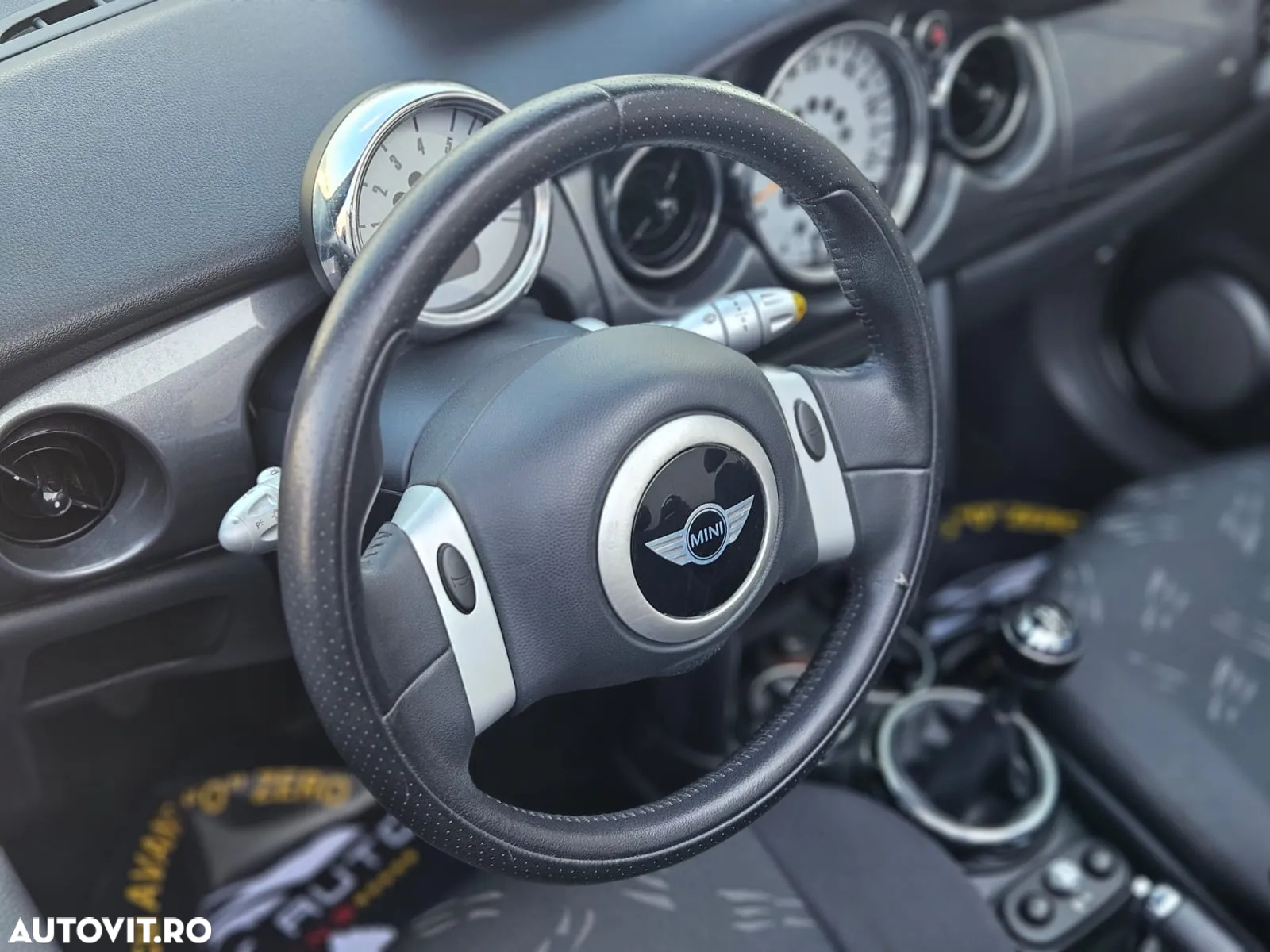 Mini ONE Cabrio Sidewalk - 16