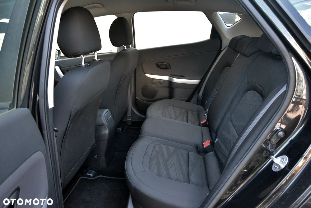Kia Ceed 1.6 GDI Edition 7 - 21