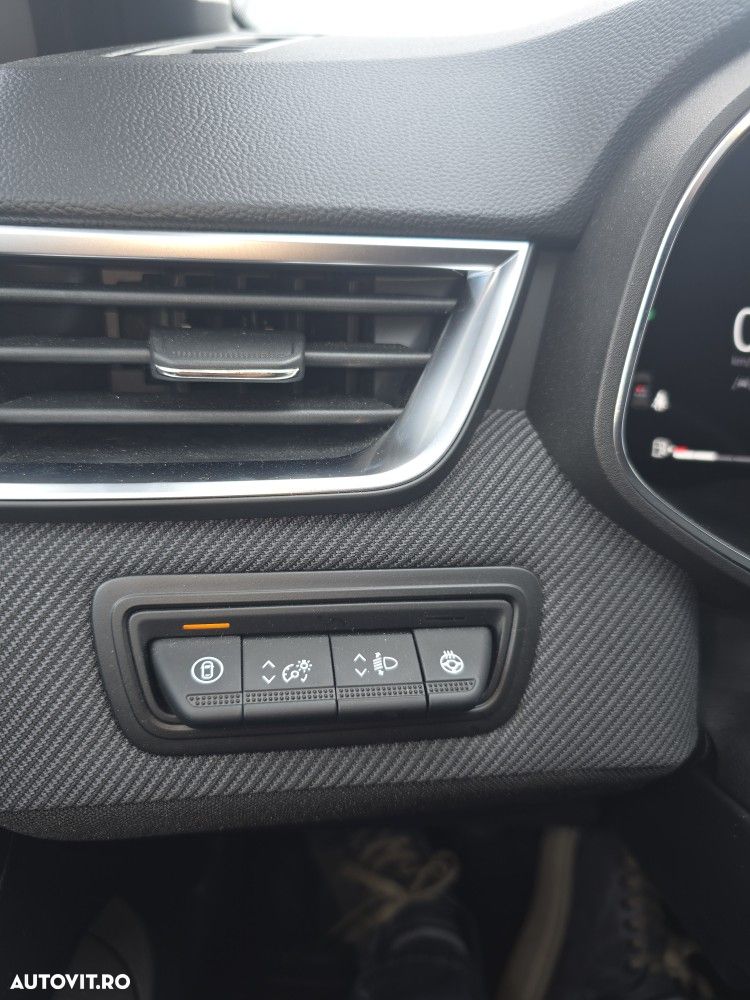 Renault Clio V 1.0 TCe 90 Techno - 8