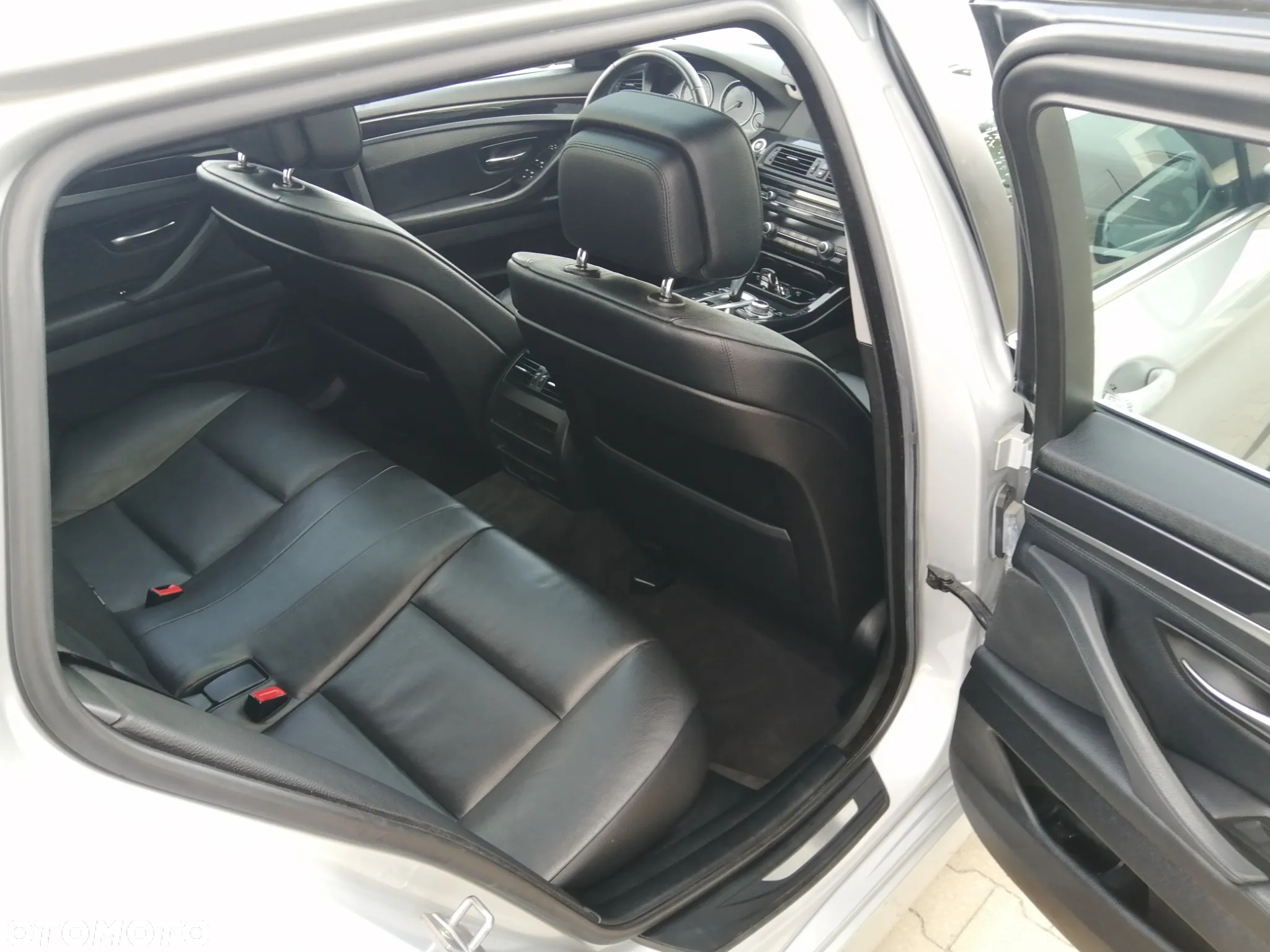 BMW Seria 5 525d xDrive - 21