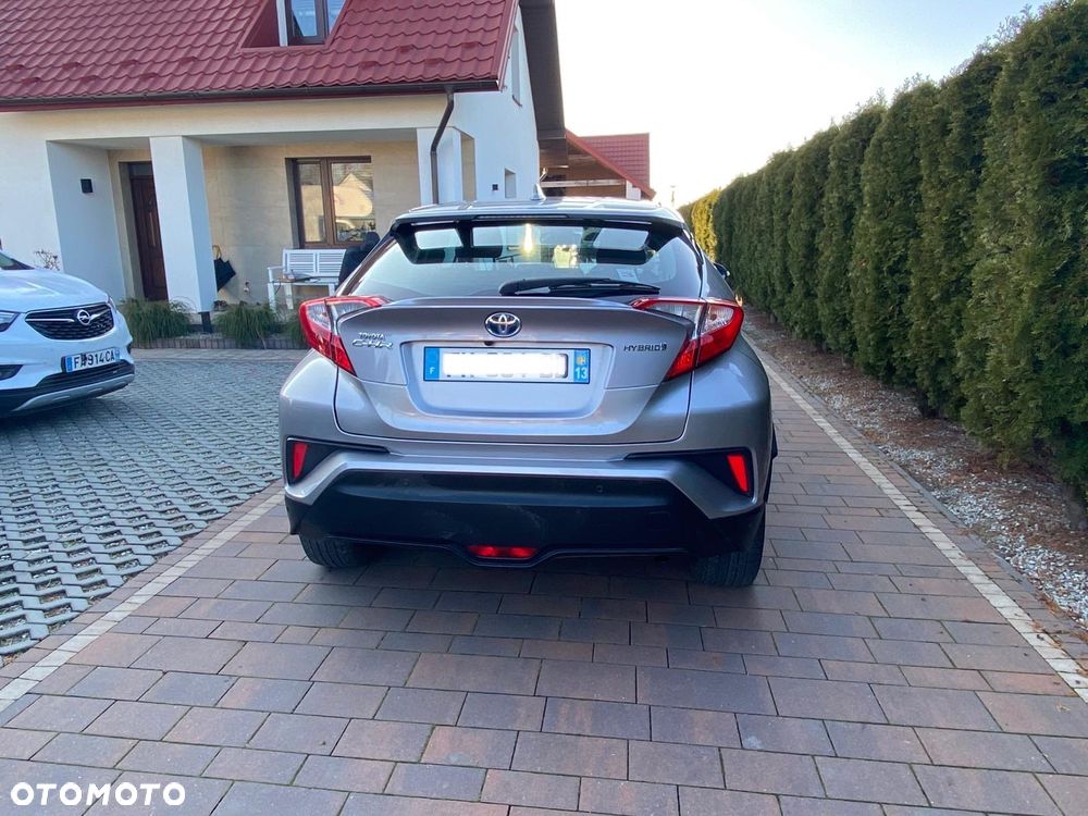 Toyota C-HR - 4