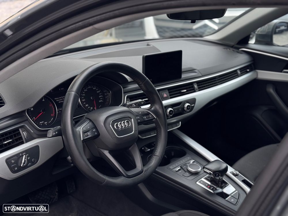 Audi A4 Avant 35 TDI Sport S tronic - 5