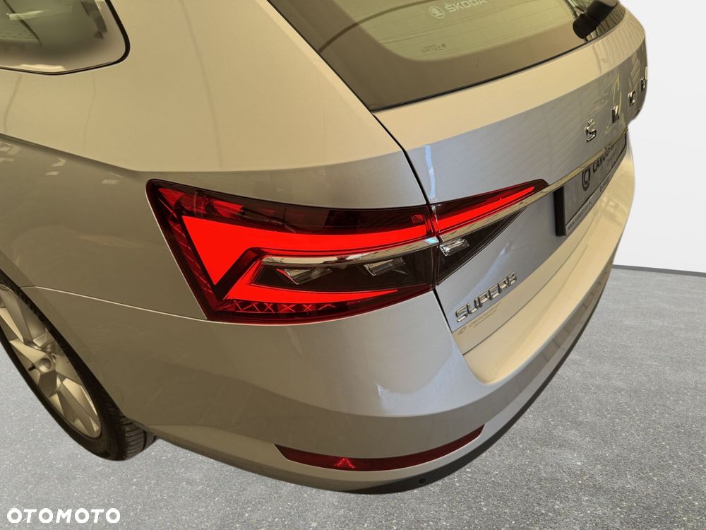 Skoda Superb 2.0 TDI SCR Ambition DSG - 12