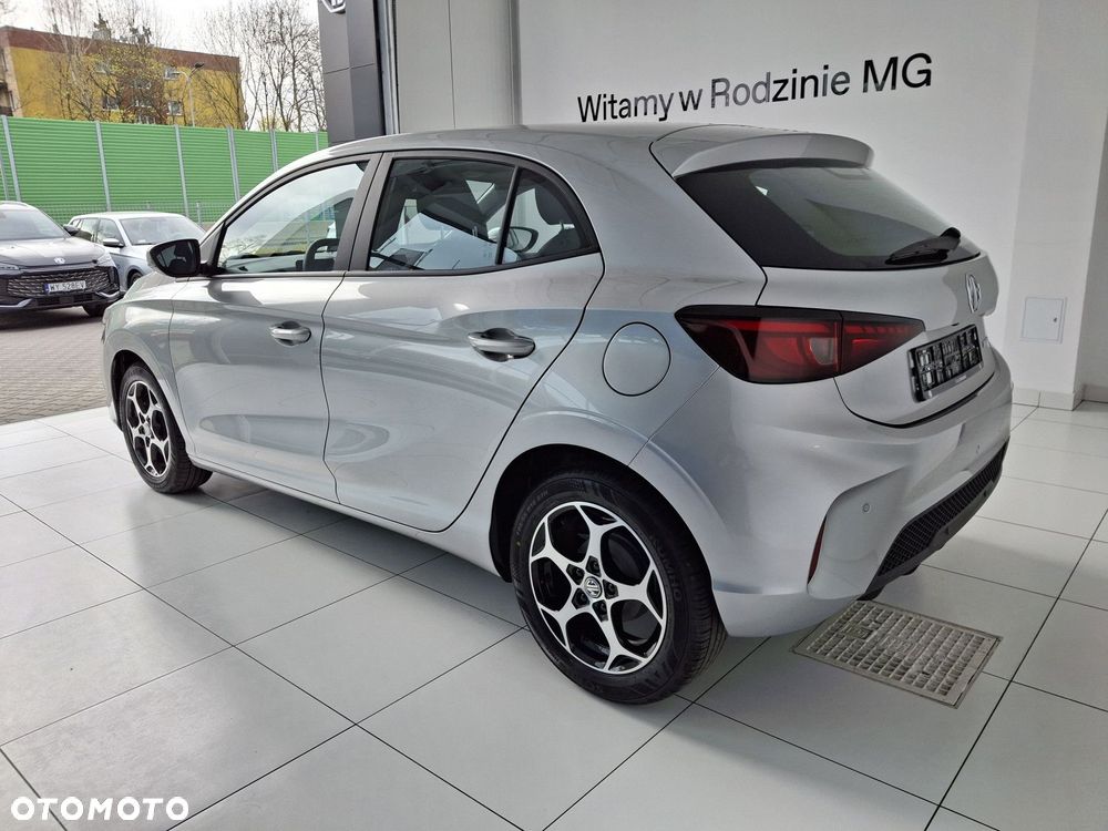 MG MG3 - 6
