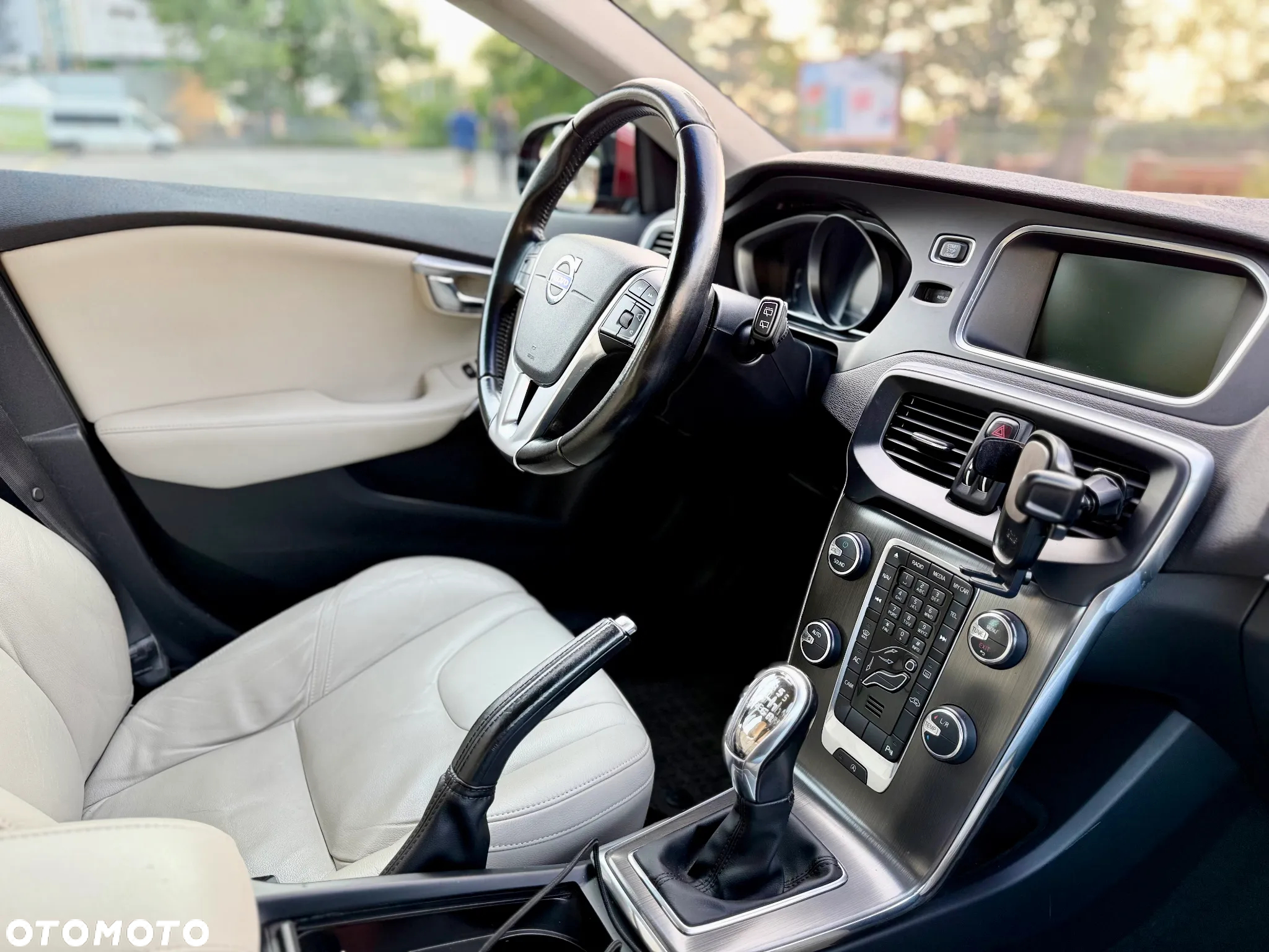 Volvo V40 D3 - 19