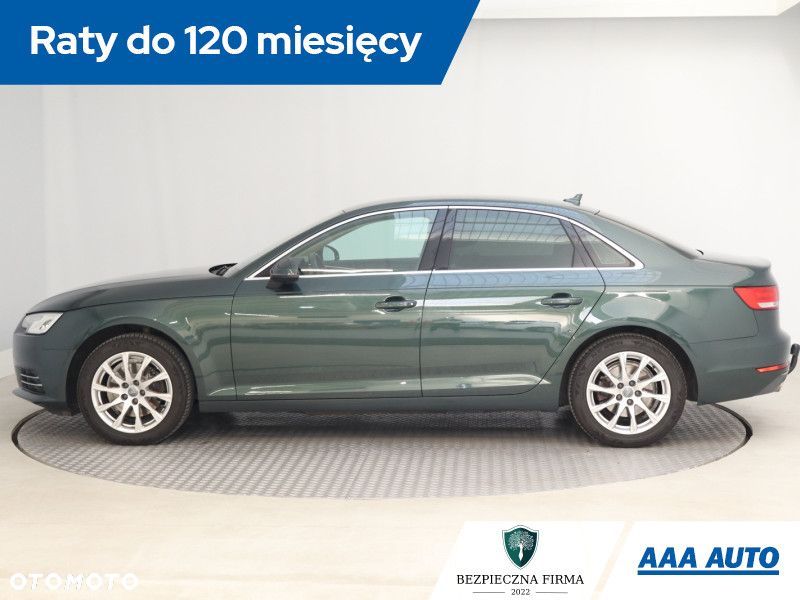 Audi A4 Limousine - 4