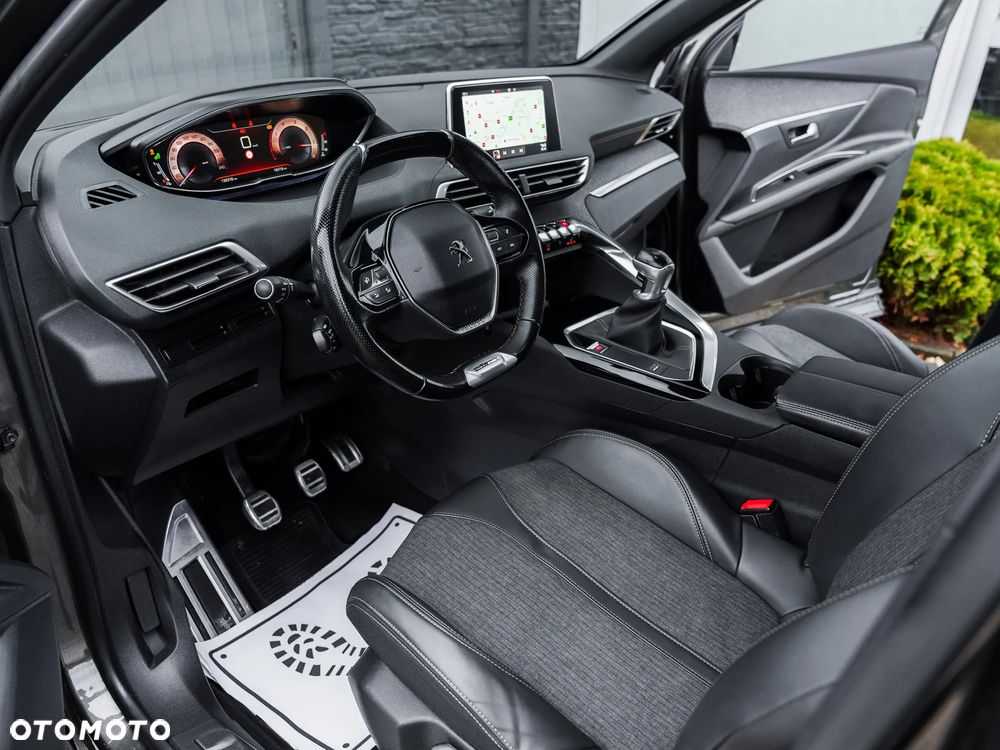 Peugeot 3008 BlueHDi 130 Stop & Start EAT8 Allure - 17