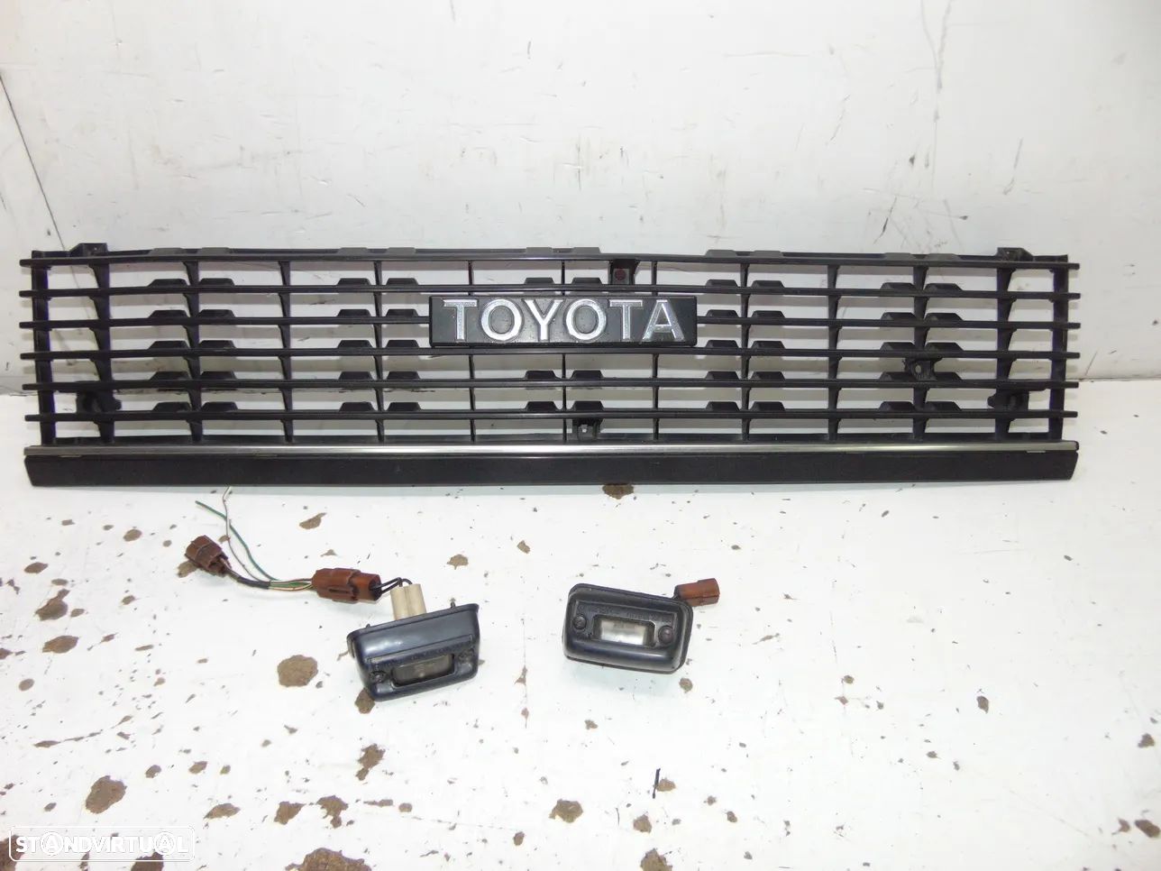 Toyota corolla grelha - 1