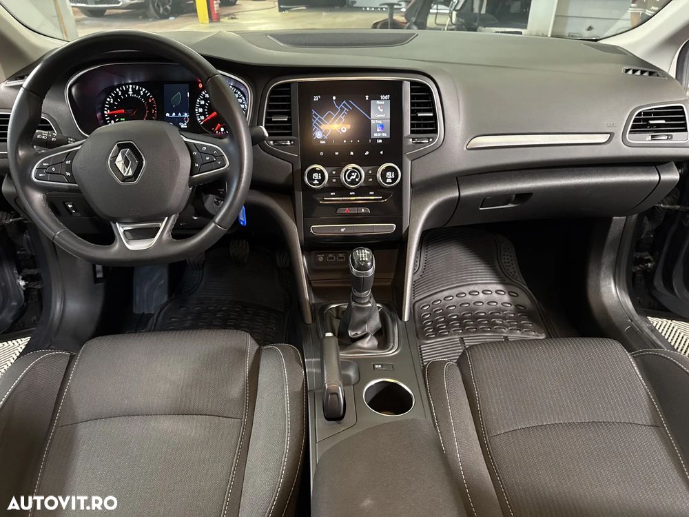 Renault Megane - 10