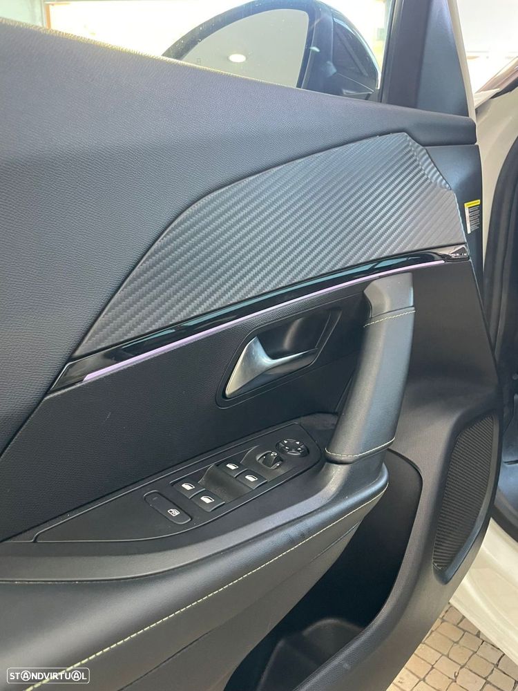 Peugeot e-2008 GT - 20