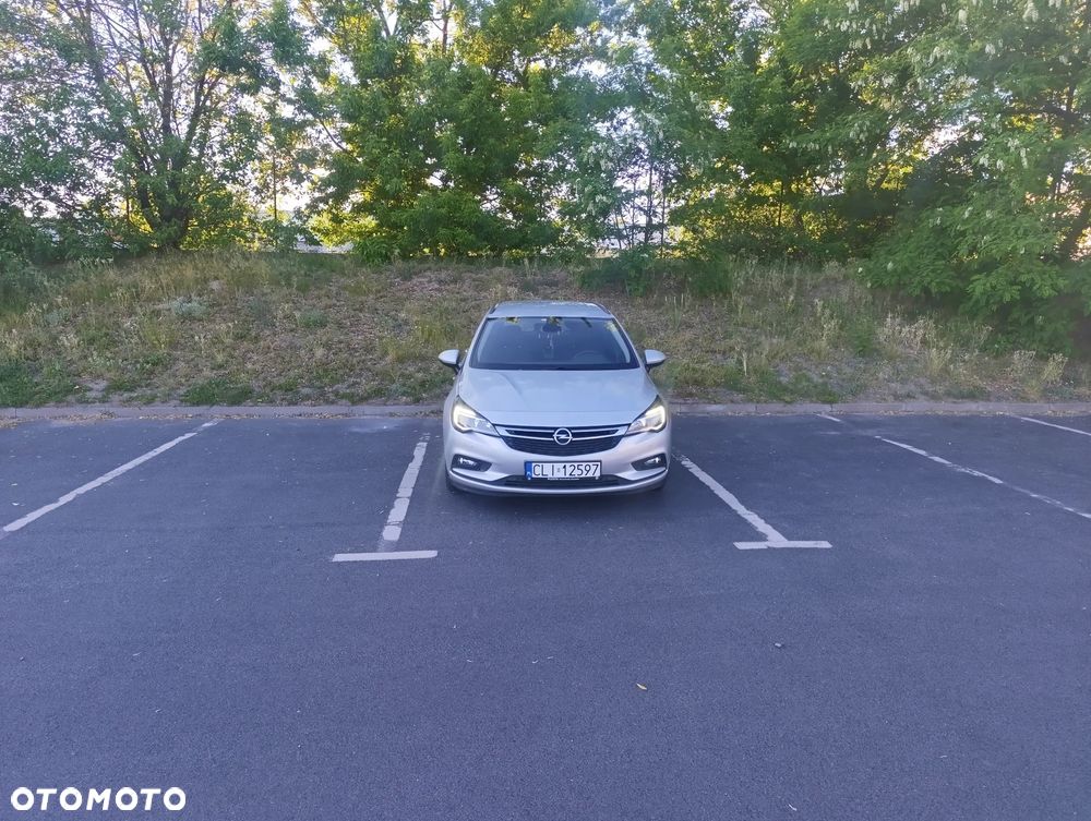Opel Astra - 1