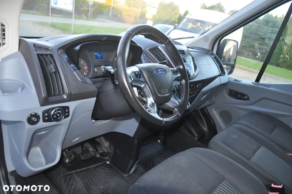Ford Transit - 22